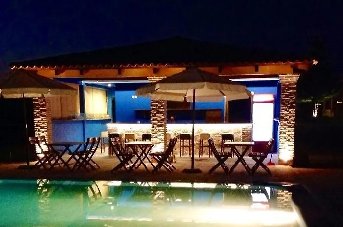 Boutique Ileas Village Daire Arkoudi